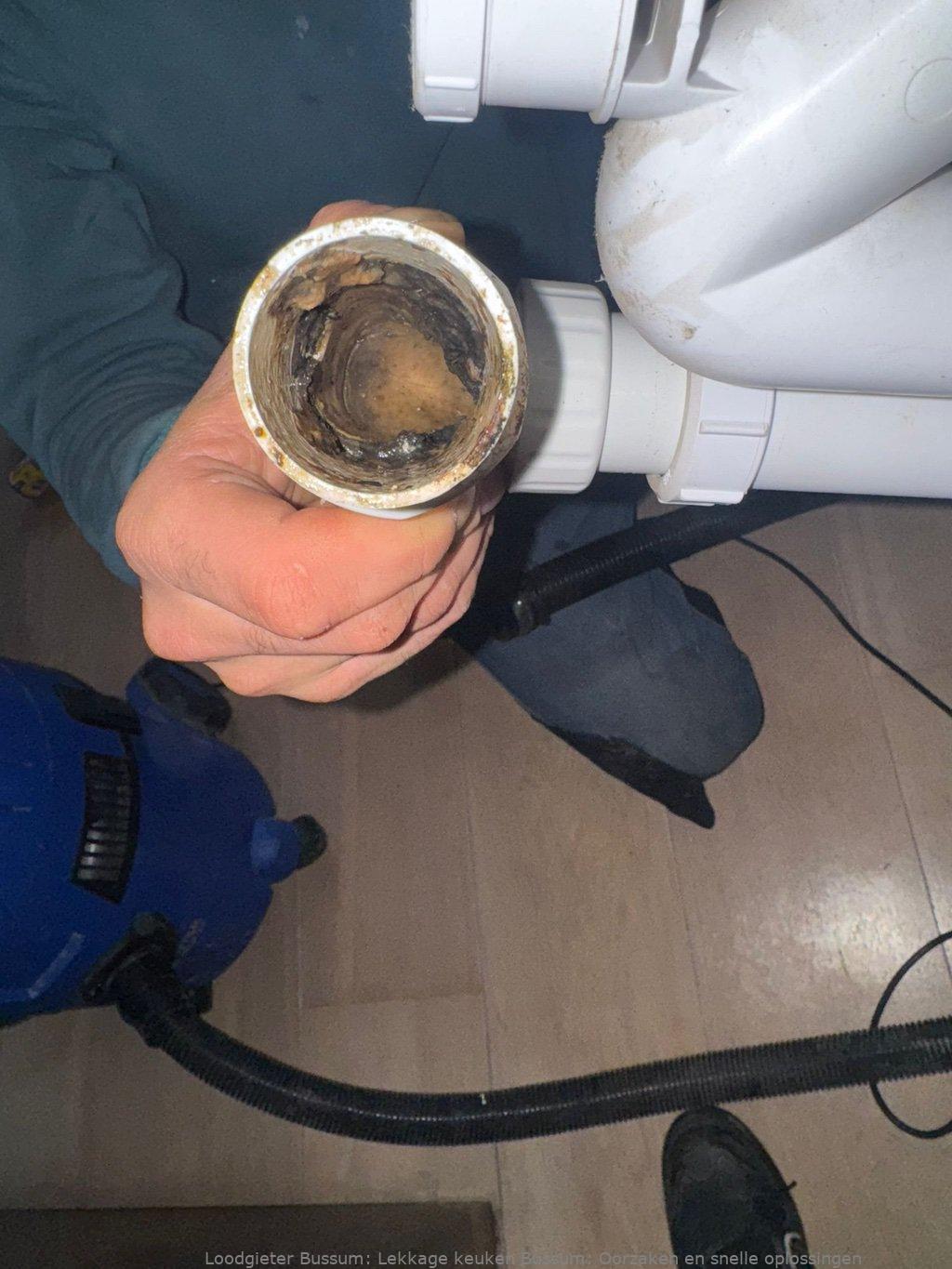 Lekkage keuken Bussum: Oorzaken en snelle oplossingen